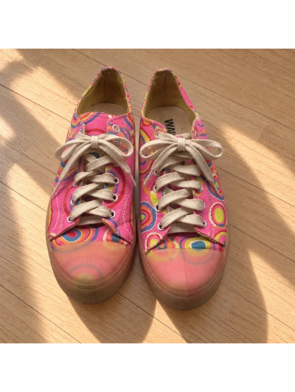 Wanted Dynamite Pink Psychedelic Retro Sneakers Made in Italy Womens 6
